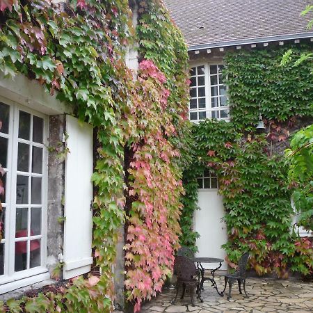 La Vigne Vierge Hotel Chateauneuf-sur-Loire Exterior photo